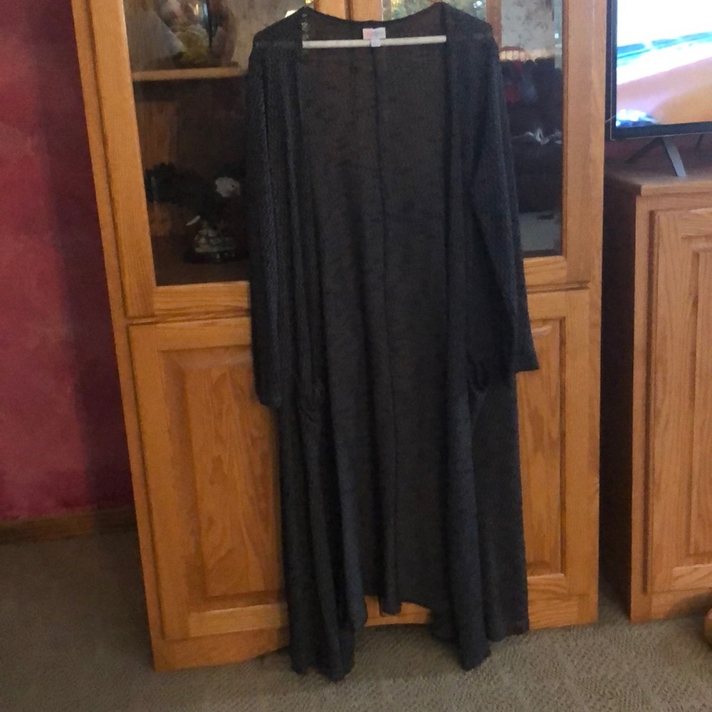 Super cute Lularoe Sarah - Large